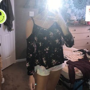 American eagle black floral top